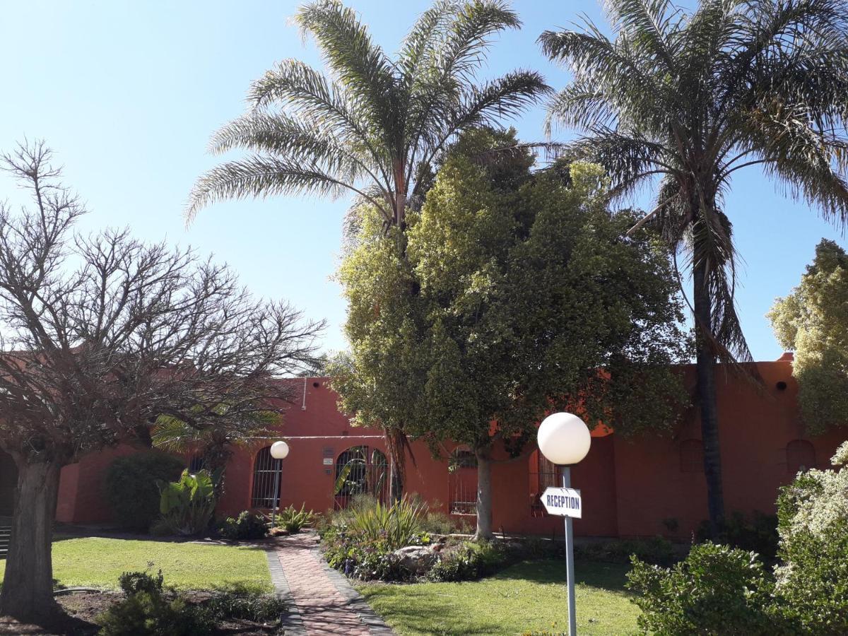 Culdesac Guesthouse Oudtshoorn Exterior foto